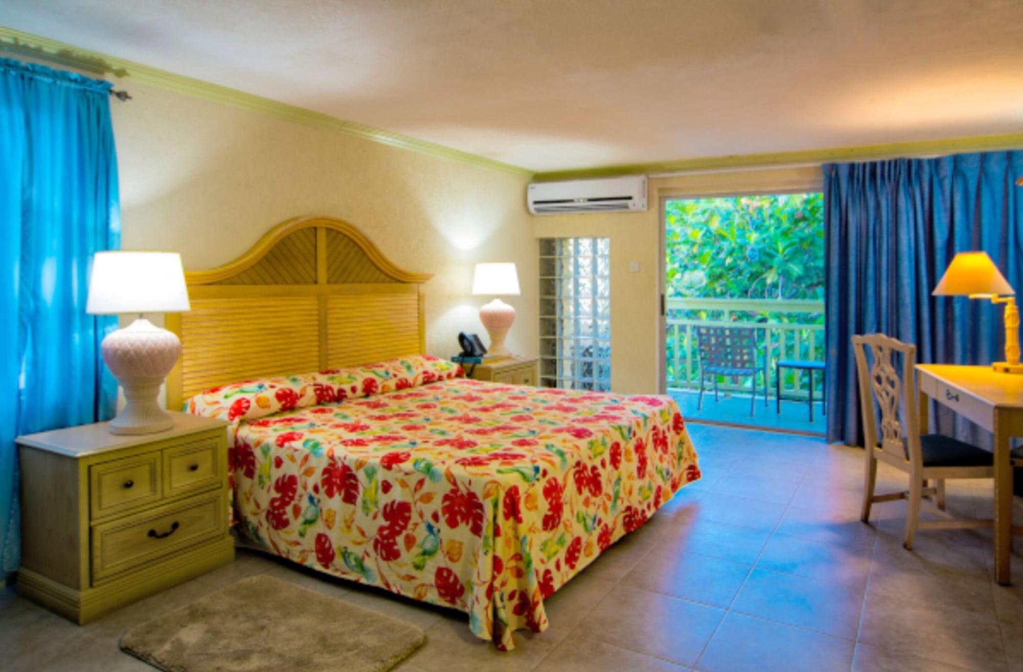 Golden Sands Hotel Christ Church Bagian luar foto