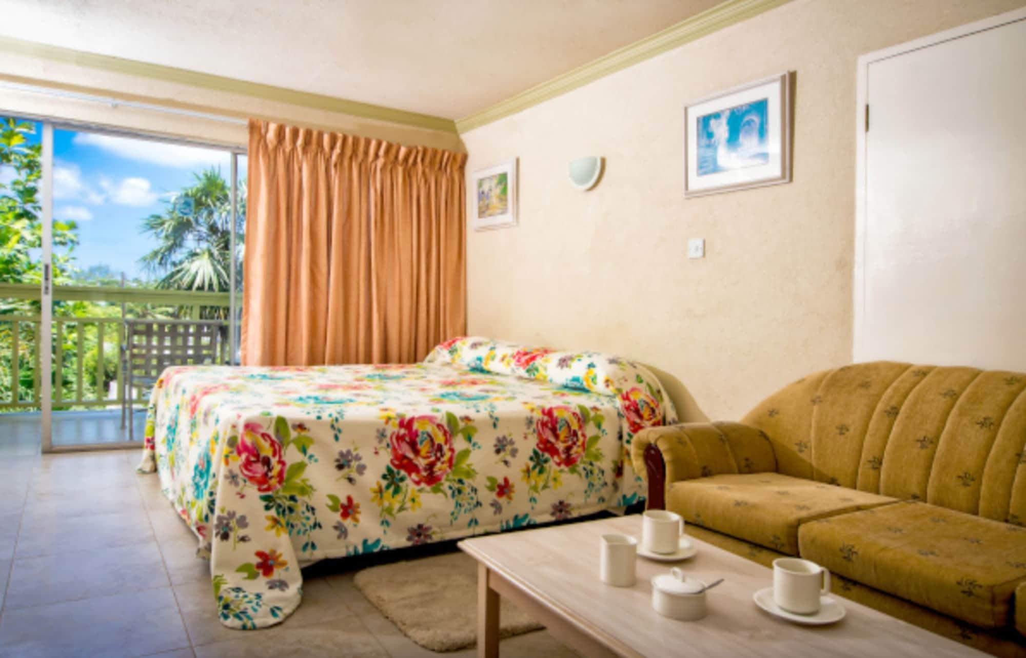Golden Sands Hotel Christ Church Bagian luar foto