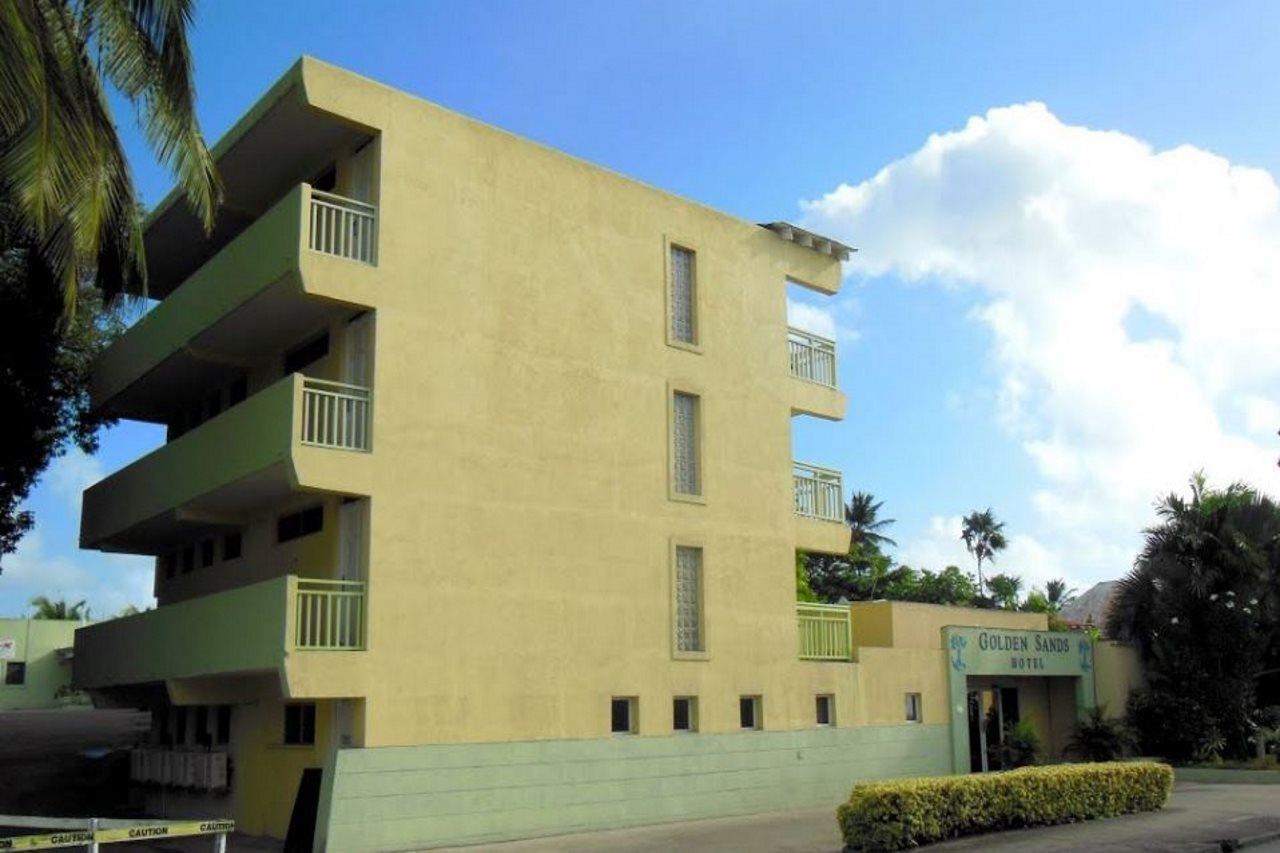 Golden Sands Hotel Christ Church Bagian luar foto